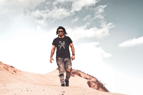 Illegal Mind lança “Good Morning Sunshine”, single do próximo álbum “Nuclear Cockroach”